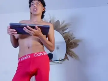 Chaturbate Live Sex Cam of ousuke_noir
