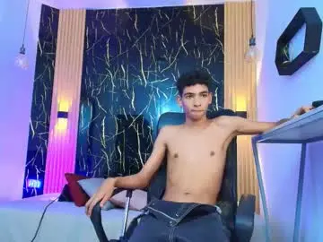 Chaturbate Free Porn Cam of valerihot_1