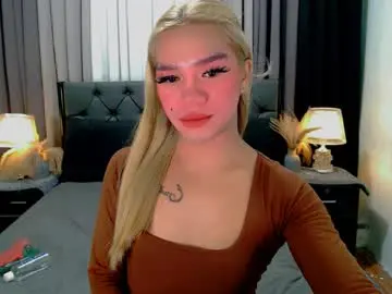 Chaturbate Best live sex cam show of crytastal_lust1212