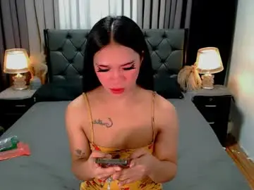 Chaturbate Live Porn of crytastal_lust1212