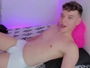 Chaturbate Sex Chat of naughty_twink_