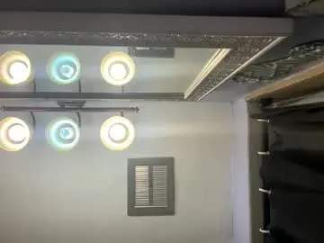 Chaturbate Live Sex of wentbrokeonstrippers