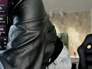 Chaturbate Free Live Porn of april_dumont