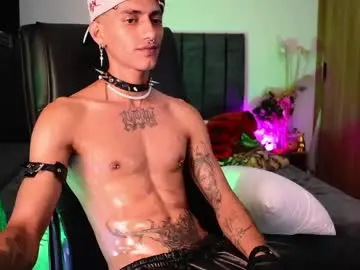 Chaturbate Live Sex Cam of demonkush_