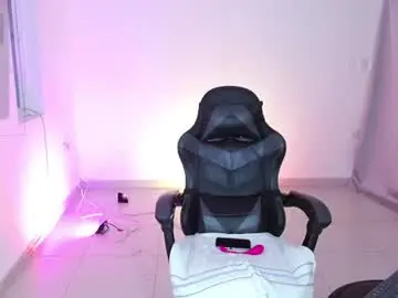 Chaturbate Sex Cam of eva_camila