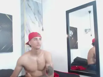 Chaturbate Live Sex of goldendesirex_