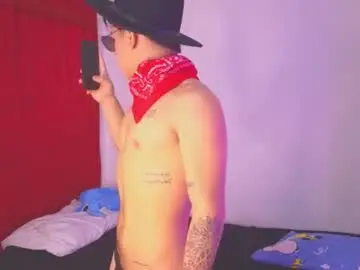 Chaturbate Private Sex Chat of josethariaz25