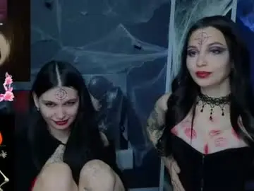 Chaturbate Live Sex Cam of mella_freya