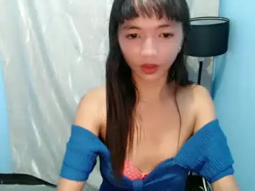 Chaturbate Live Sex Cam of nina_mochikiss21
