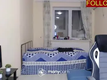 Chaturbate Sex Cam of slavaxxx777