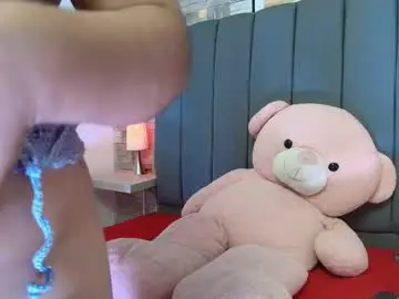 Chaturbate Live Sex Cam of aaron_antonella_mds