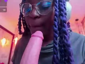 Chaturbate Watch Live Sex Cams of candy_wiilliams
