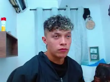 Chaturbate Live Sex of lucas_luxx1