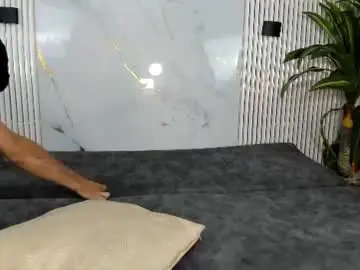 Chaturbate Sex Cam of rubbi_giannoli