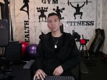 Chaturbate Nude Webcam of dylan_ross_