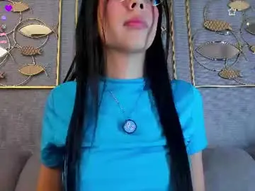 Chaturbate Live Sex Cam of lara_jeean