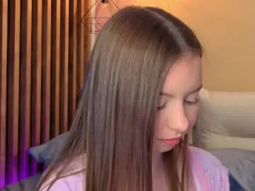 Chaturbate Live Sex Cam of milaice