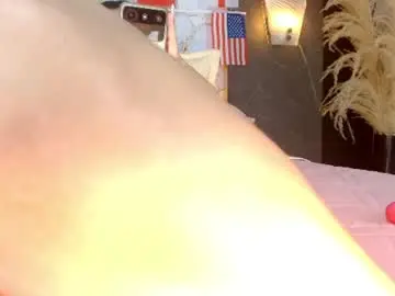 Chaturbate Nude Webcam of mac_kenziie