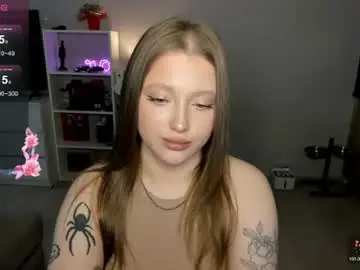 Chaturbate Live Sex Cam of ju_lii
