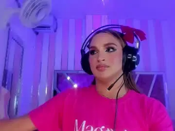 Chaturbate Watch Live Sex Cams of kylievictoria_