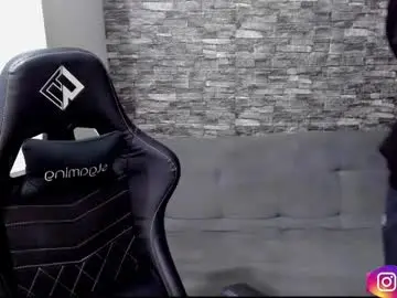 Chaturbate Live Sex Cam of mathew_wolf4