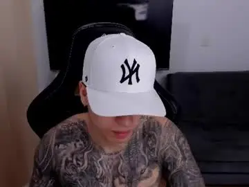 Chaturbate Live Porn of mathew_wolf4