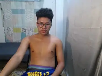Chaturbate Sex Cam of naughtyhot_star19