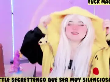 Chaturbate Live Porn of waifumochi_chan