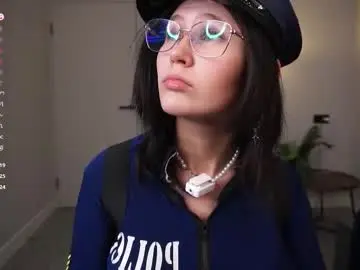 Chaturbate Adult Video Chat of zara_shine