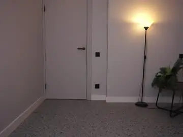 Chaturbate Nude Webcam of zara_shine