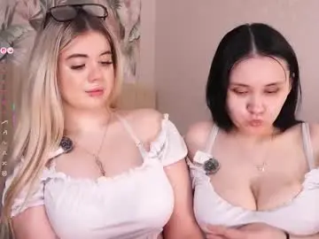 Chaturbate Free Live Porn of zara_shine