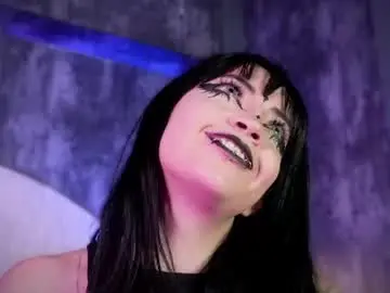 Chaturbate Best live sex cam show of aylen_darkmoor