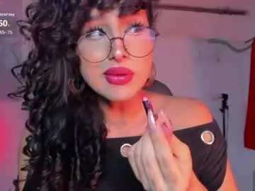 Chaturbate Best live sex cam show of heka_prudence