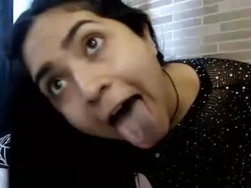 Chaturbate Watch Live Sex Cams of helenacyruss666