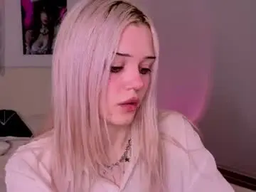 Chaturbate Live Porn of m1m1_angels