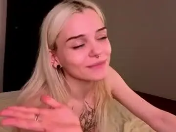 Chaturbate Live Sex of m1m1_angels