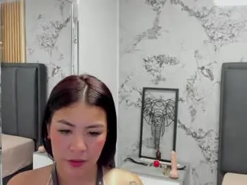 Chaturbate Free Live Porn of sharlotte_suitte