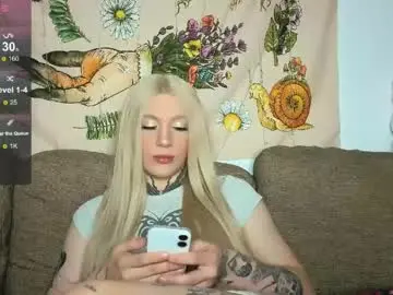 Chaturbate Nude Webcam of chl0echerry