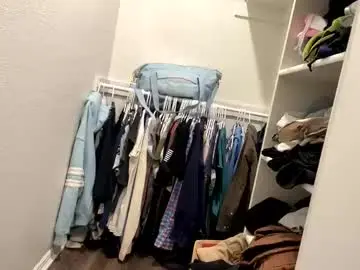 Chaturbate Live Sex of hottiewithabody101