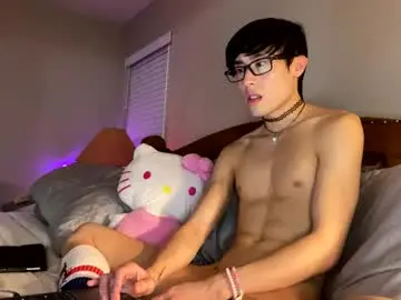 Chaturbate Live Sex Cam of hottiewithabody101