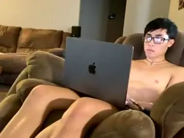 Chaturbate Free Porn Cam of hottiewithabody101