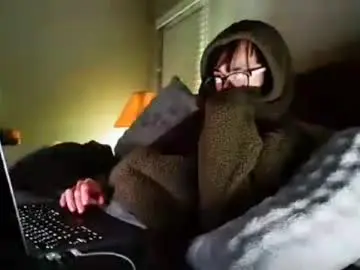 Chaturbate Nude Webcam of hottiewithabody101