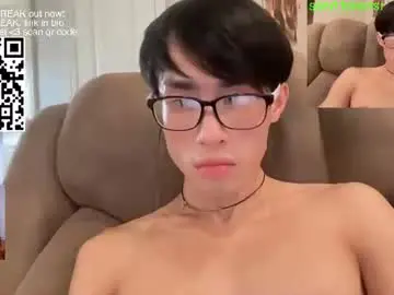 Chaturbate Watch Live Sex Cams of hottiewithabody101