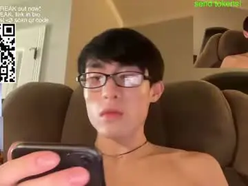 Chaturbate Adult Webcam of hottiewithabody101