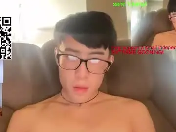Chaturbate Sex Cam of hottiewithabody101
