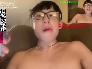 Chaturbate Best live sex cam show of hottiewithabody101