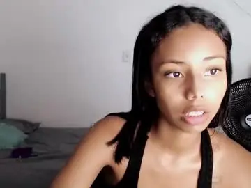 Chaturbate Best live sex cam show of linda_brown_1