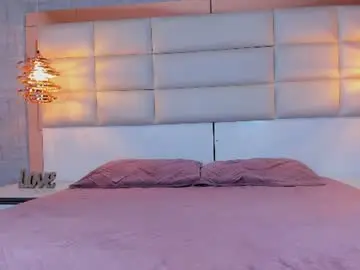 Chaturbate Best live sex cam show of nohemi_louse