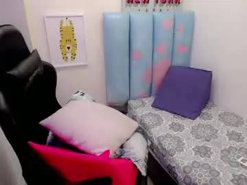 Chaturbate Nude Webcam of akyra_latin