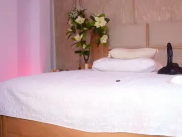 Chaturbate Free Live Porn of ana_maria11